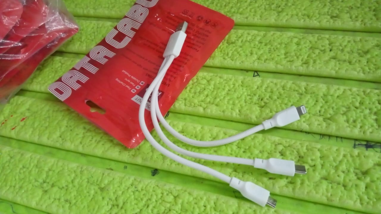 3 In 1 Charging Cable Fast Charging Cord USB Cable 3.5 Amp (1 Pc) 3 In 1 Charging Cable Fast Charging Cord USB Cable 3.5 Amp (1 Pc)